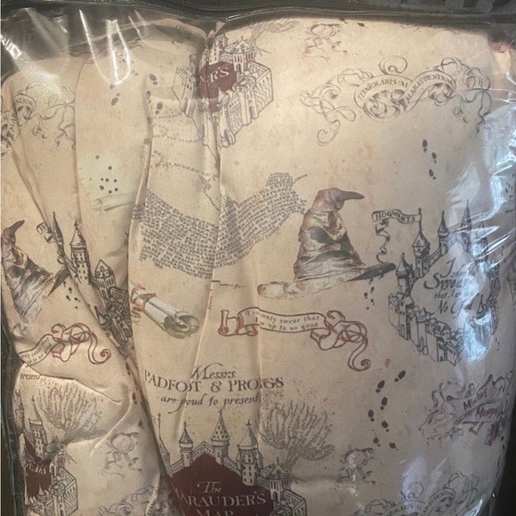 Harry Potter King Size comforter - Picture 6 of 8